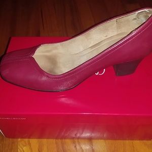 Must have it. Burdgundy office shoe.